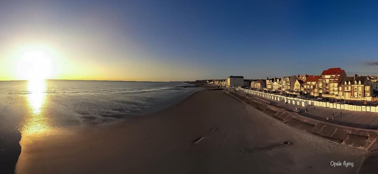 Le Grand Hotel sur la digue Wimereux Extérieur photo